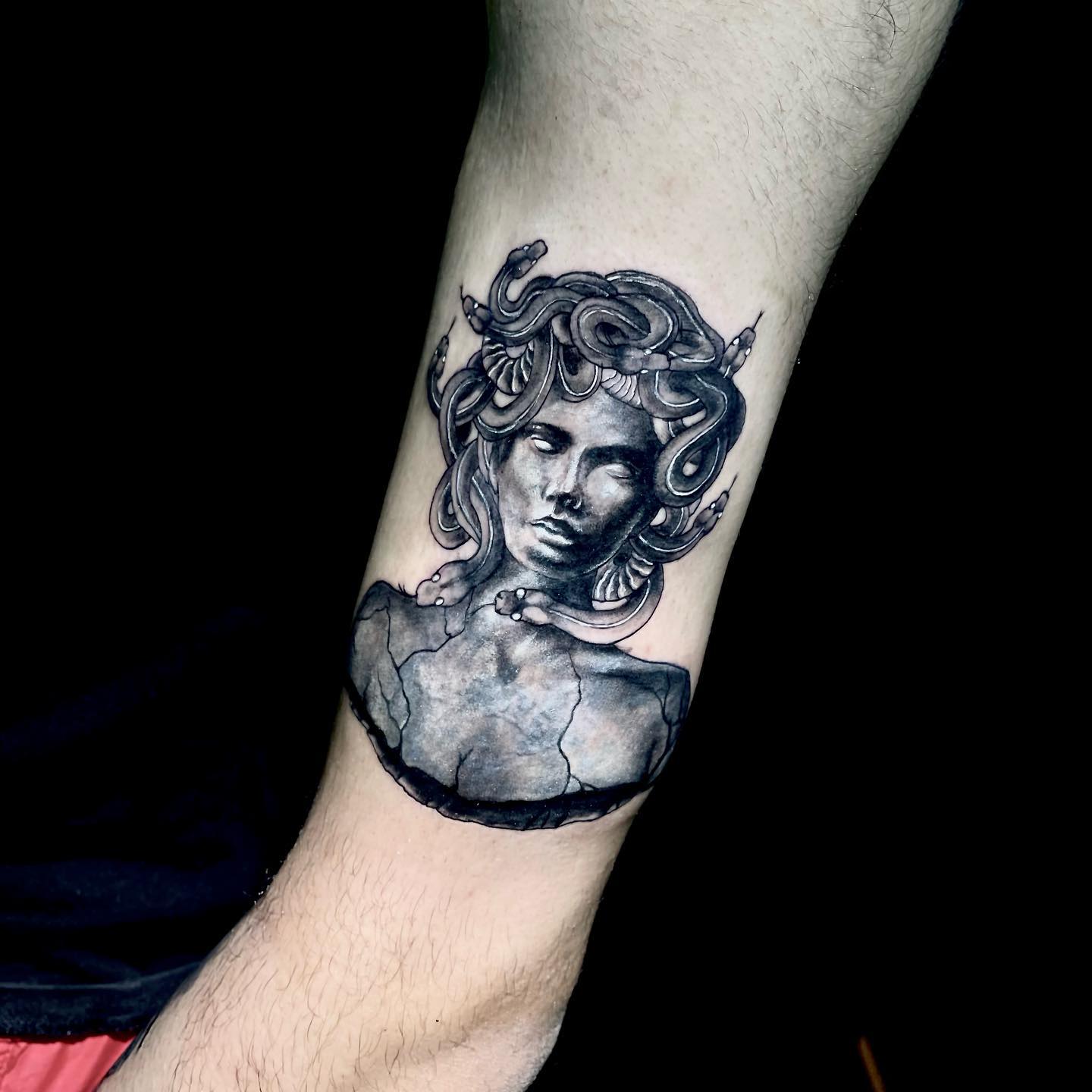 34 Captivating Medusa Tattoo Ideas in Ink Masterpieces