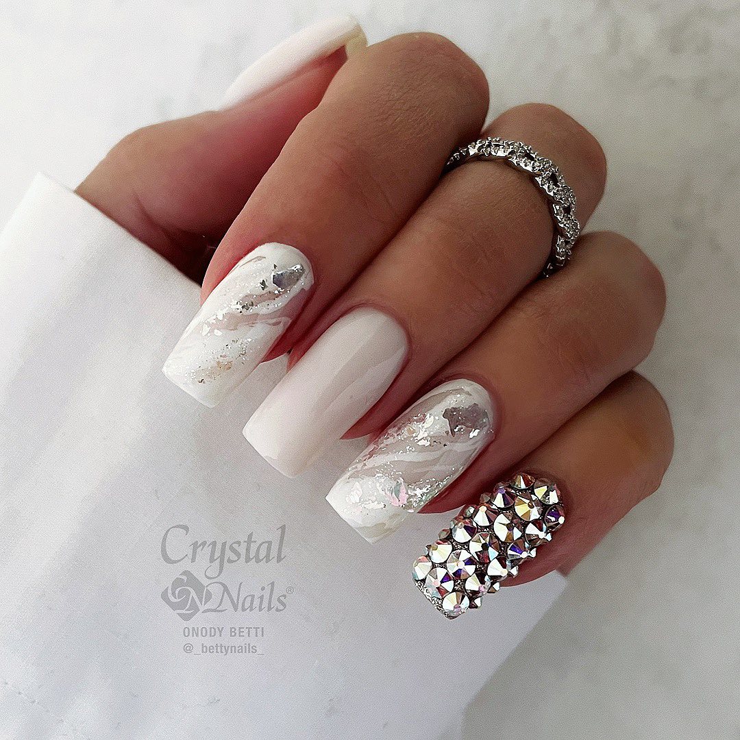 30 Pretty Marble Nails for Every Season and Mood - Hairstyle