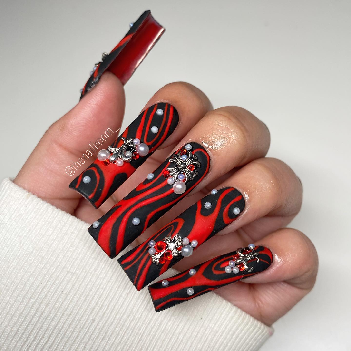 45 Impressive Red Nails Designed To Dazzle In Spring Hairstylery