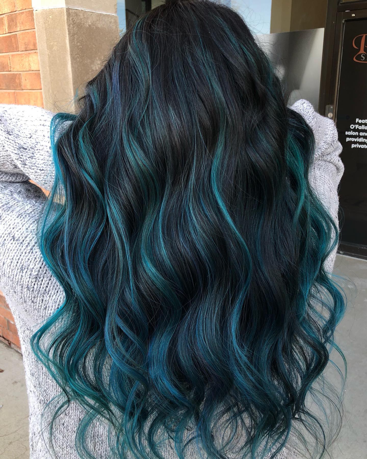 22 Cool Turquoise Hair Ideas for a Bold and Vibrant Look - Hairstyle